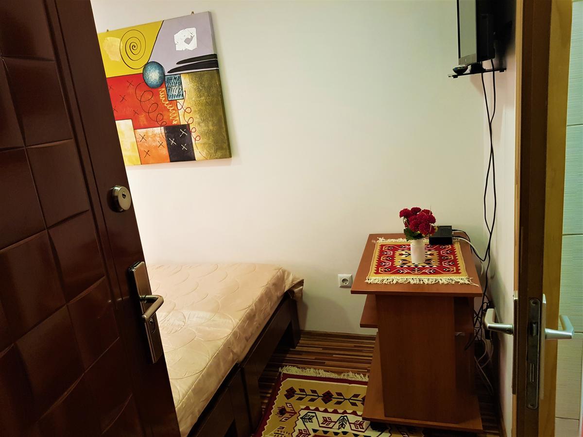 B&B Bazeni Сараево Экстерьер фото