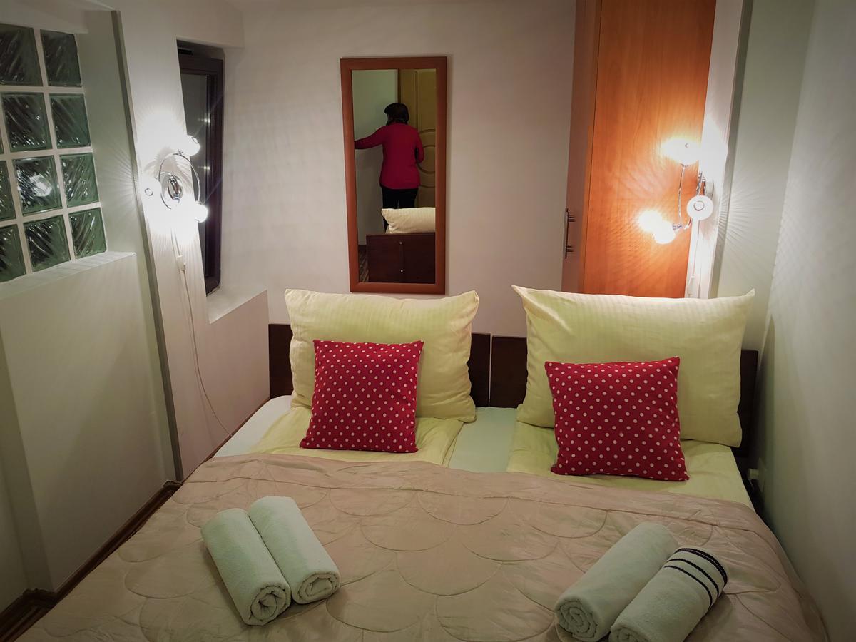 B&B Bazeni Сараево Экстерьер фото