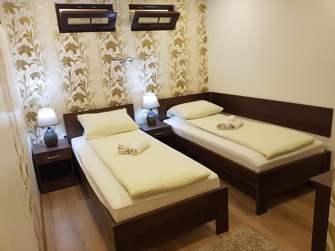 B&B Bazeni Сараево Экстерьер фото